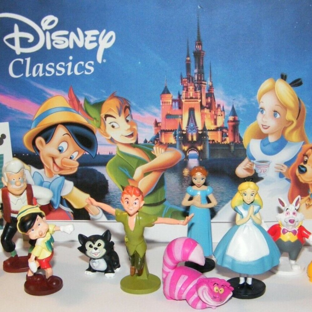 Disney Classic Movie Figure Set of 10 Peter Pan, Alice in Wonderland, Pinocchio
